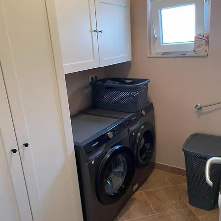 Holiday Home Zrnovnica *