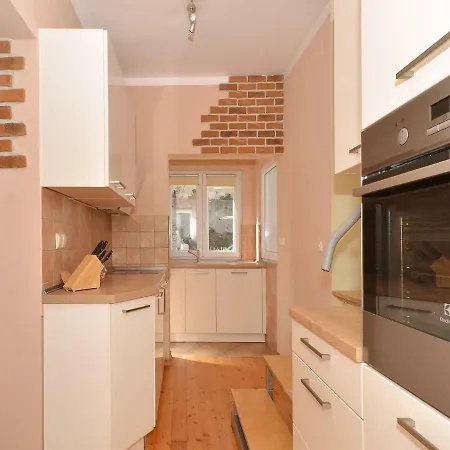 Tatil Evi Holiday Home Zrnovnica *