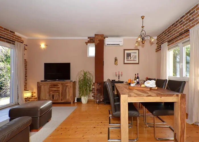 Holiday Home Zrnovnica Semesterbostad